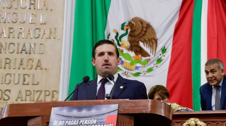 Una iniciativa en el Congreso busca cerrar las puertas de eventos a quienes no paguen pensión