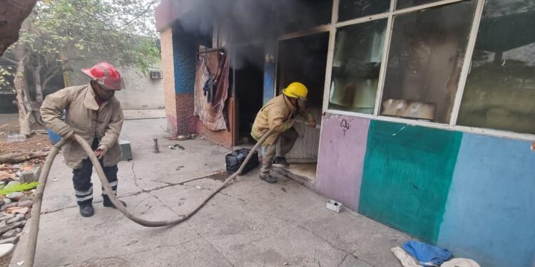 Se incendia Mercado de Abastos