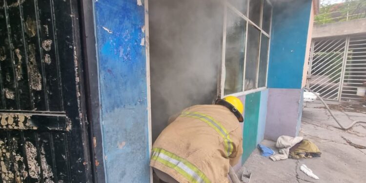 Se incendia Mercado de Abastos