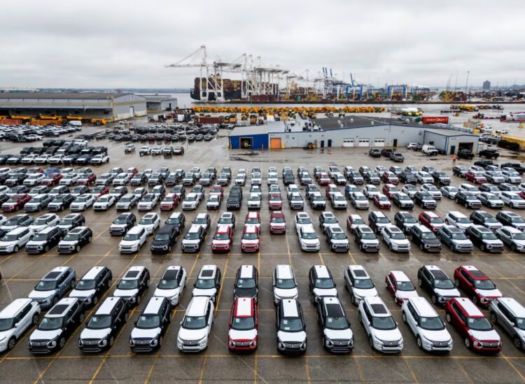 México busca negociar con Trump un mejor trato en aranceles automotrices