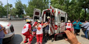 Cae albañil de obra en Colegio Repiso