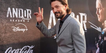 Diego Luna dice adiós a Cassian Andor en un emotivo final de Andor