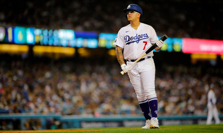 LMB descarta a Julio Urías por sanción