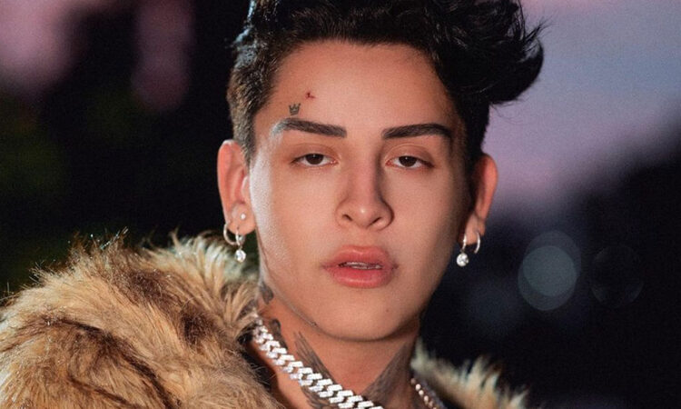 Kunno relata agresión homofóbica en su ciudad natal, Monterrey