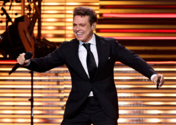 Luis Miguel brilla a sus 55 Años: Un Ícono que sigue rompiendo récords