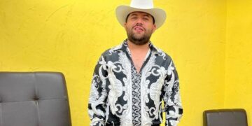 “No quiero dejar de cantar lo que la gente ya escucha”: Luis R.