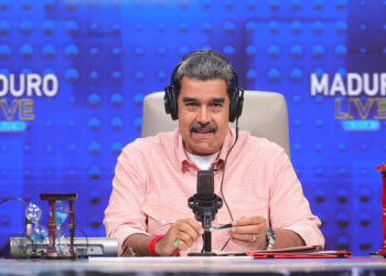 Maduro acusa a El Salvador de violar derechos de migrantes