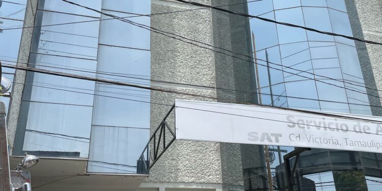 Realizan simulacro de emergencia