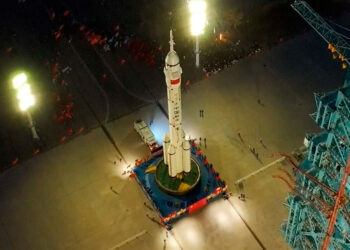 China lanza este jueves la misión Shenzhou-20 al espacio