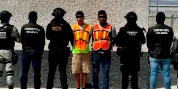 Detienen a dos hombres en posesión de más de 660 mil dólares en Nuevo León