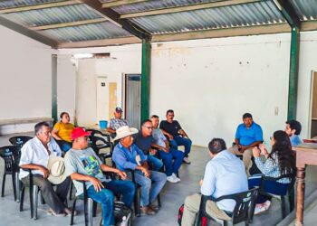 SEDENER atiende a comisarios ejidales de Emiliano Zapata, Pedro J. Méndez y Compuertas de Llera