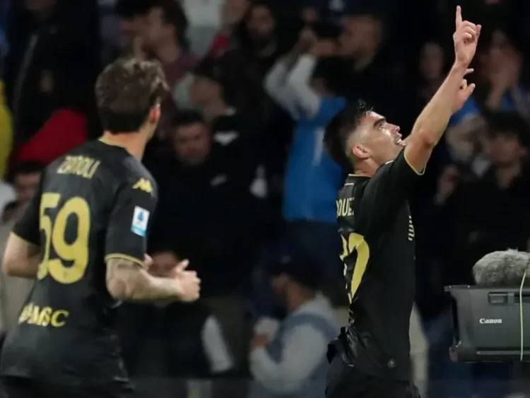 El mexicano Johan Vásquez anota gol ante Nápoles que podría significar el título