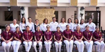 Rector de la UAT reconoce labor humanista de enfermeras y enfermeros