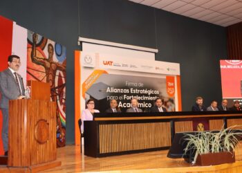 Rector de la UAT formaliza alianzas para impulsar certificaciones internacionales