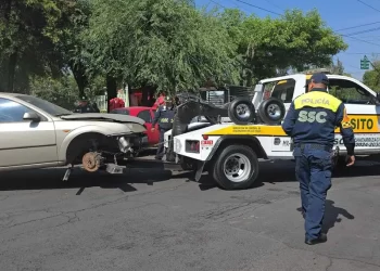 Chatarrizan autos abandonados en alcaldías de la CDM; ¿Y Victoria cuándo?