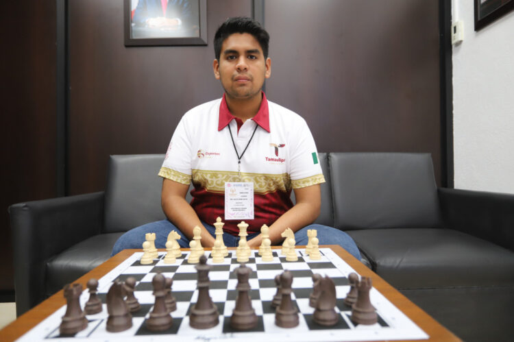 Representará estudiante de la UTTN a Tamaulipas en Olimpiada Nacional de Ajedrez CONADE 2025