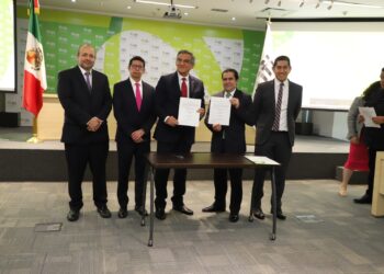 Entrega Instituto Federal de Telecomunicaciones concesiones de radio y tv a Tamaulipas