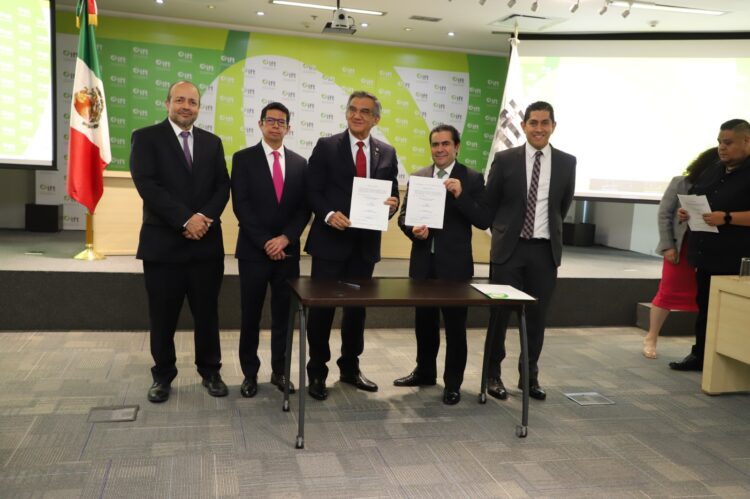 Entrega Instituto Federal de Telecomunicaciones concesiones de radio y tv a Tamaulipas