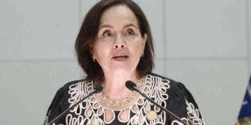 Plantean reforma a Ley de Educación para sancionar violencia contra maestros