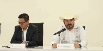 Alcalde de González pide respaldo del Congreso para llevar educación superior a su municipio