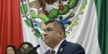 Plantean incorporar a la Constitución Local no a la reelección y rechazo al nepotismo electoral