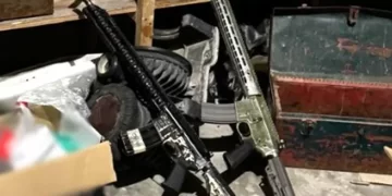 Armas, cartuchos y hasta lanchas asegura FGR en Abasolo, Tamaulipas