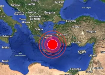 Fuerte sismo de 6.1 sacude isla de Creta en Grecia. 