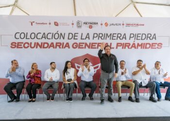 Colocan primera piedra de nueva secundaria general en Reynosa, Tamaulipas