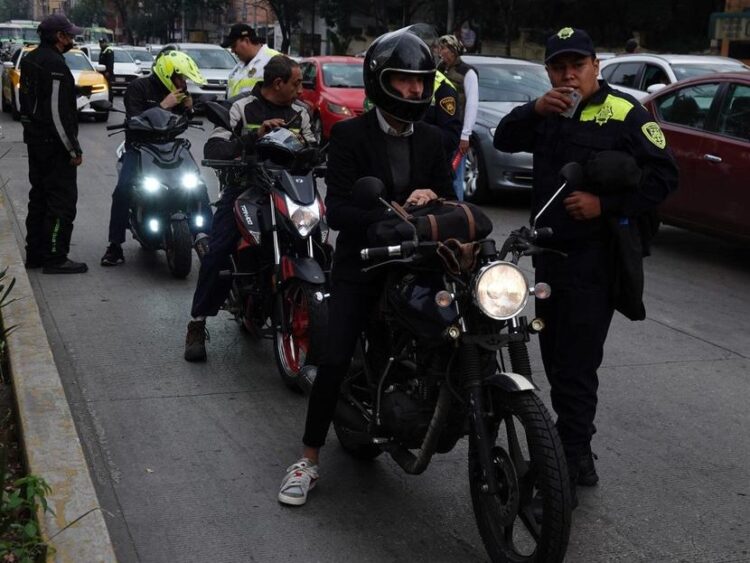 Reformarán leyes en CDMX para frenar delitos cometidos con apoyo de motocicletas