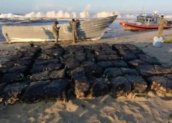 Secretaría de Marina decomisa 1.5 toneladas de cocaína en costas de Jalisco