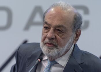 Claudia Sheinbaum recibe a Carlos Slim en Palacio Nacional