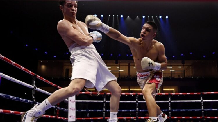 Jaime Munguía derrota por decisión unánime al francés Bruno Surace en Arabia Saudita