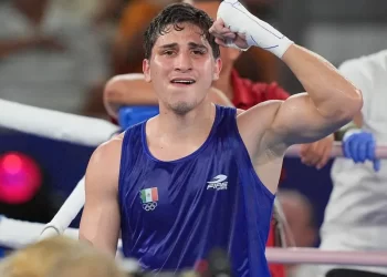 El mexicano Marco Verde noquea a los 44 segundos en su debut profesional