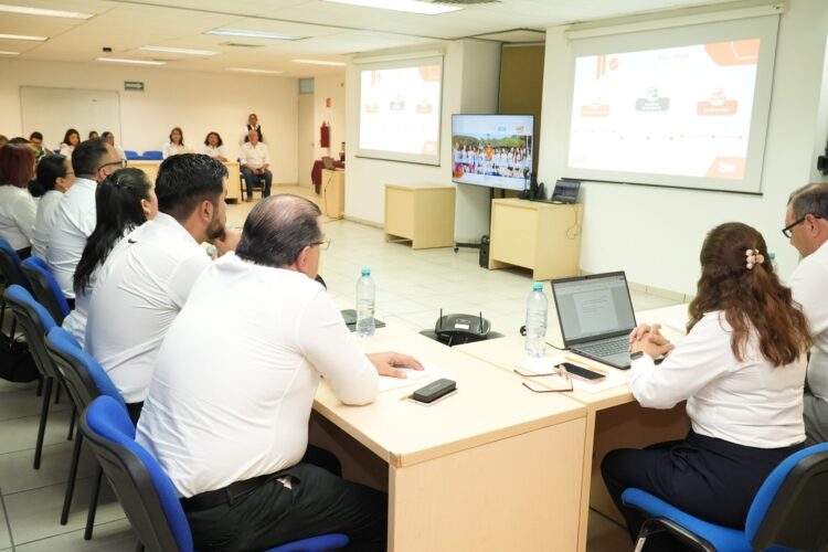 Implementa la UAT el sistema de Preparatoria en Línea