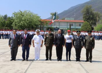 Conmemoran 163 aniversario de la Batalla de Puebla y realizan toma de protesta de bandera del Servicio Militar Nacional
