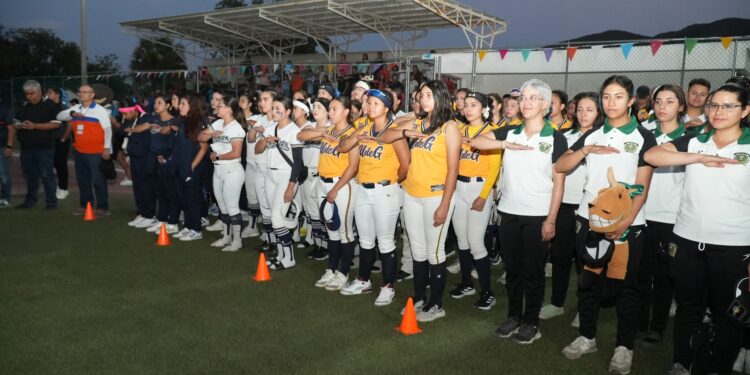 Realiza la UAT con éxito el Campeonato Nacional de Softbol Femenil