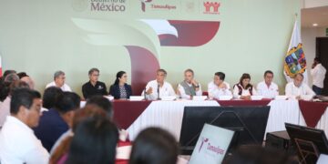 Américo Villarreal y titular del Infonavit Octavio Romero agilizarán programa de 43 mil casas para Tamaulipas