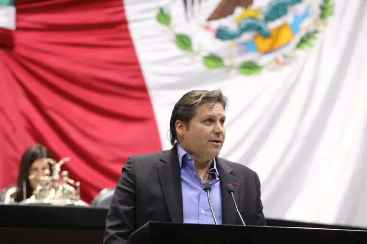 Diputado Mario Zamora del PRI plantea regular trabajo sexual y garantizar derechos laborales