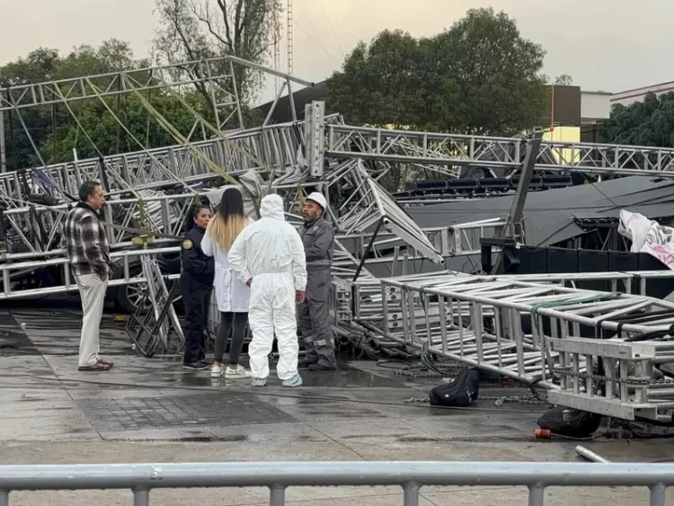 Colapsa escenario en alcaldía de Gustavo A. Madero donde iba a cantar Alicia Villarreal
