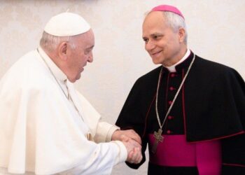 El nuevo Papa León XIV es Agustino, nació en Chicago EU y su segundo apellido es Martínez