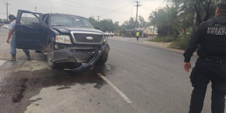 Tres heridos en accidente carretero