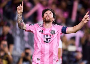 Messi, Pelé y Maradona lideran lista de los más grandes del futbol