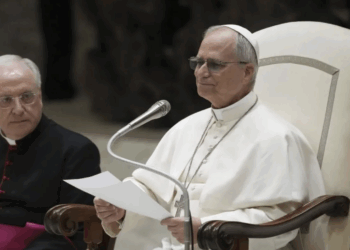 Llama Papa León XIV a respetar libertad de expresión