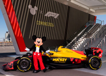 Se alía la Fórmula 1 con Disney para crear experiencias