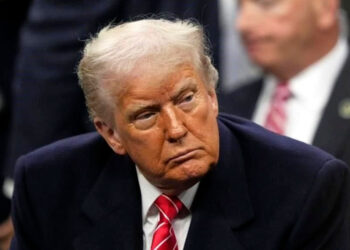 Trump amenaza a The New York Times por comportamiento ‘ilegal’