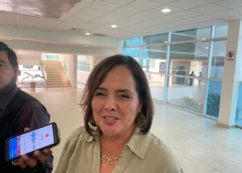 Regresar frituras a escuelas, “un tiro en el pie”