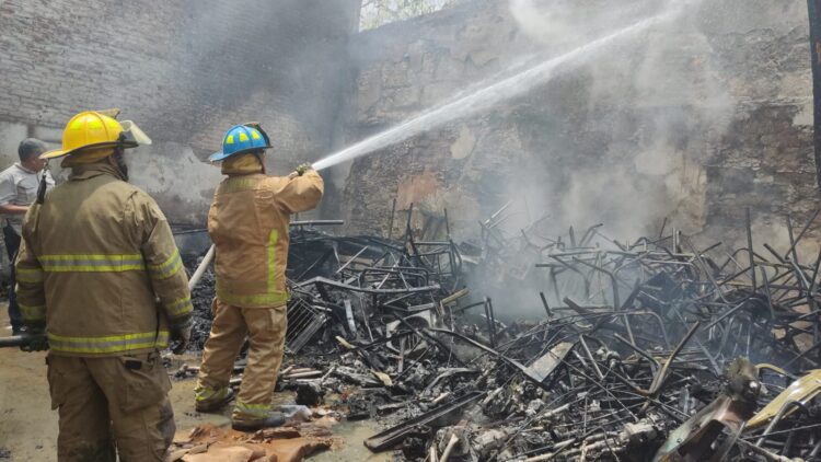 Se incendia bodega en la Presidencia Municipal de Cd. Victoria