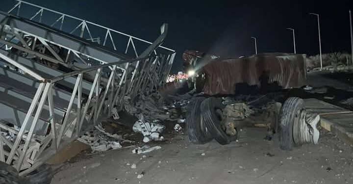 Tráiler choca contra caseta de cobro en la carretera Victoria- SLP tramo “Rumbo Nuevo”