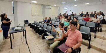 Promueve Derechos Humanos inclusión de la población con discapacidad auditiva