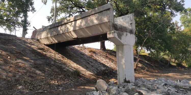 Rehabilitan puente del 13 Bulevar